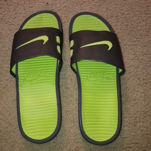 Nike slides